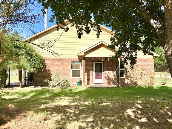 3rd image of 1226 County Road 340