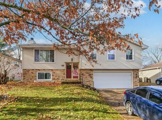 1206 N Hershey Rd, Bloomington, IL 61704