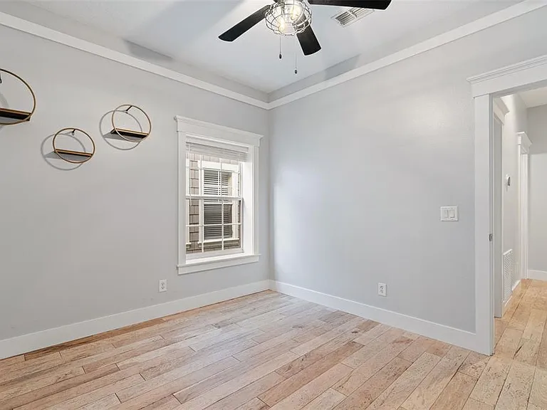 5362 Chatas Ln — Photo 23