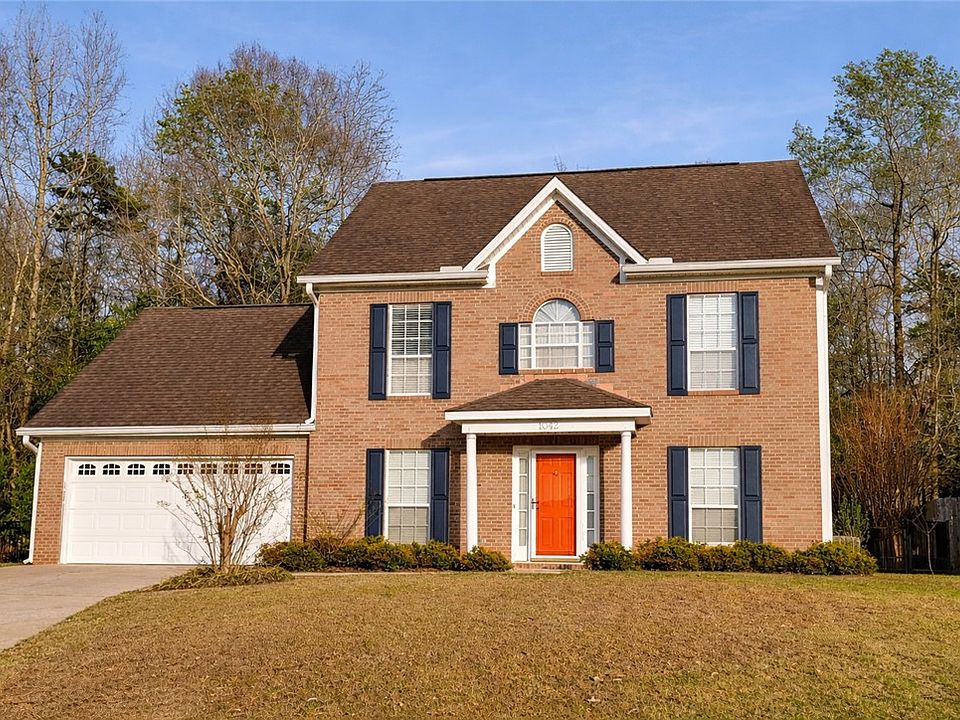 1st image of 1042 Birch Cir