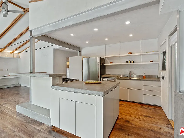 625 Santa Clara Ave — Photo 14