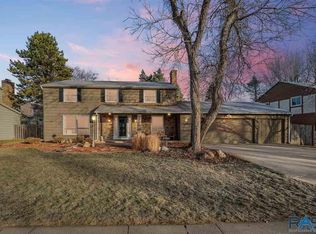2104 E 54th St, Sioux Falls, SD 57103