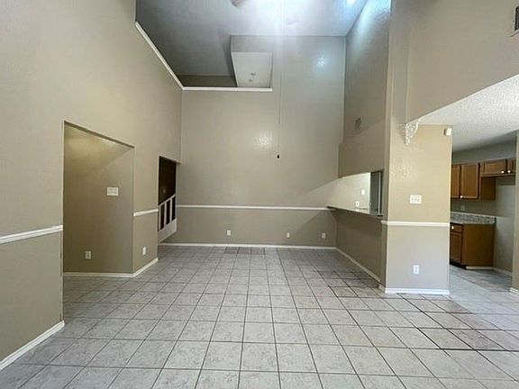5th image of 1226 W Hudgins St