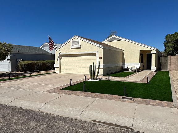 2nd image of 2830 W Campo Bello Dr