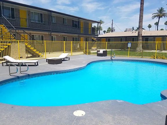 3rd image of 400 W Pasadena Ave APT 2