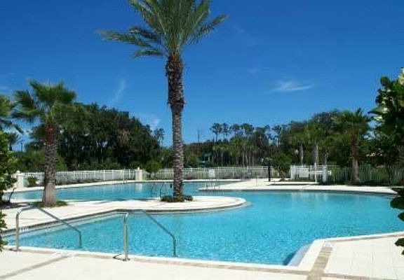 4th image of 183 S Riverwalk Dr
