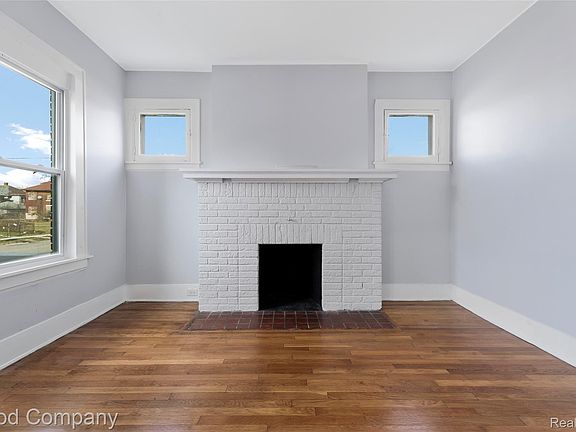 5th image of 4003 Pingree St