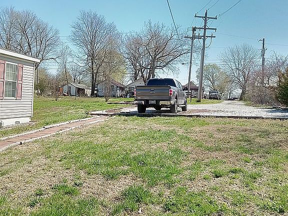 3rd image of 135 Highlandville Rd
