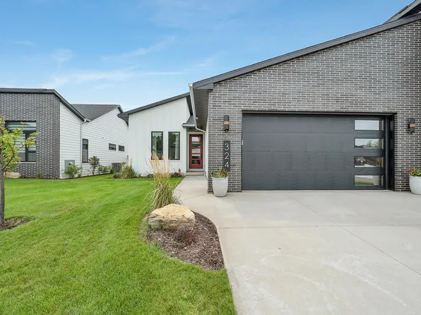 324 Aldon Cir, Green Bay, WI 54304