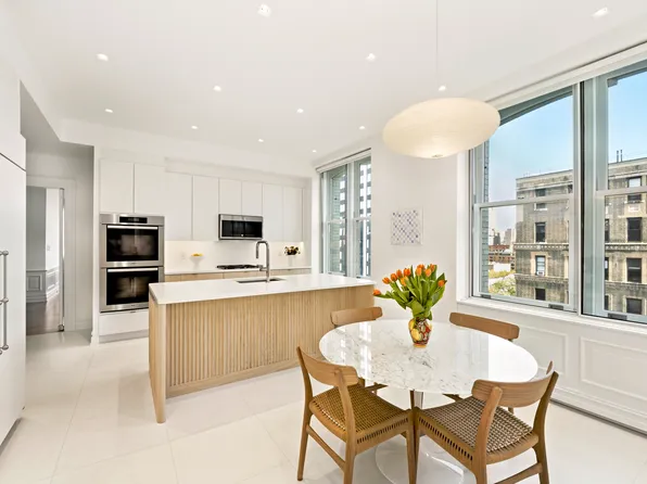 225 West 86th Street image 4 of 22