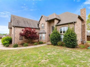 3149 N Nevis Ct, Fayetteville, AR 72703