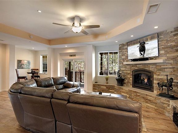 5th image of 527 Creekside Ln
