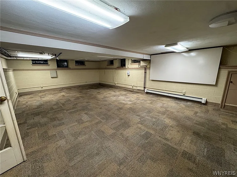 77 W Humboldt Pkwy #B — Photo 29