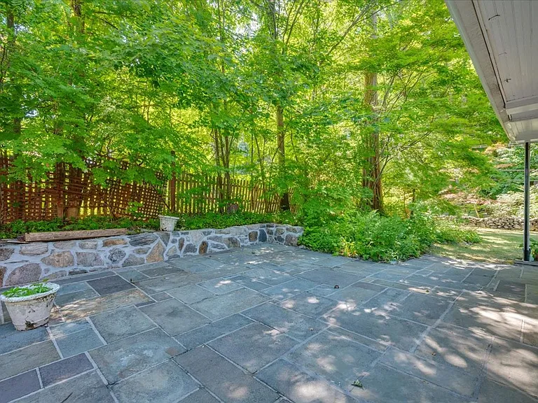 79 Choate Ln — Photo 13