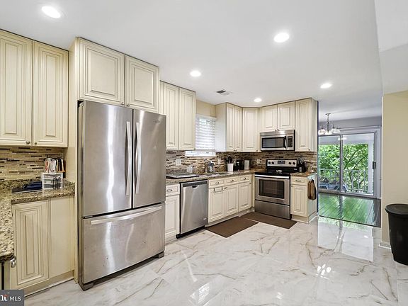 5th image of 7705 Milligan Ln