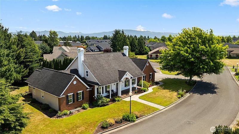 3rd image of 448 Island Green Way
