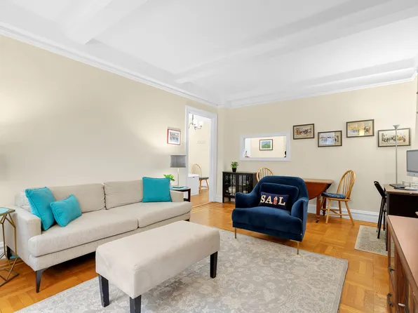 125 East 93rd Street 6C image 2 of 5