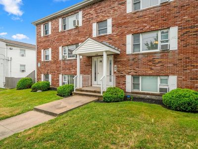141 Peckham St APT D, Fall River, MA, 02724