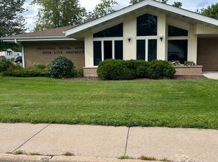 310 W Pine St #25 & 27, Abbotsford, WI 54405