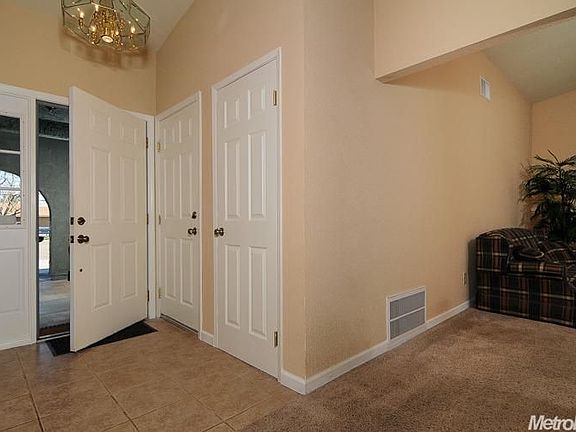 3rd image of 6104 Miravale Ct