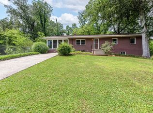4931 Island Home Rd, Louisville, TN 37777