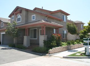 468 Shootingstar Ln, Simi Valley, CA 93065