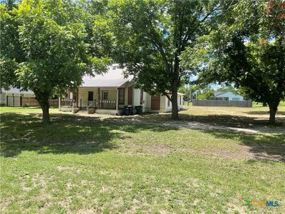 409 Crockett St, Holland, TX, 76534