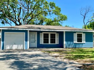 1514 4th Ave N, Texas City, TX 77590