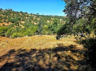 2 Corral Dr, Coarsegold, CA 93614