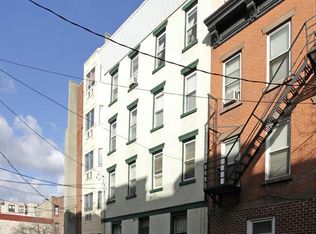 208 2nd St APT 3, Hoboken, NJ 07030