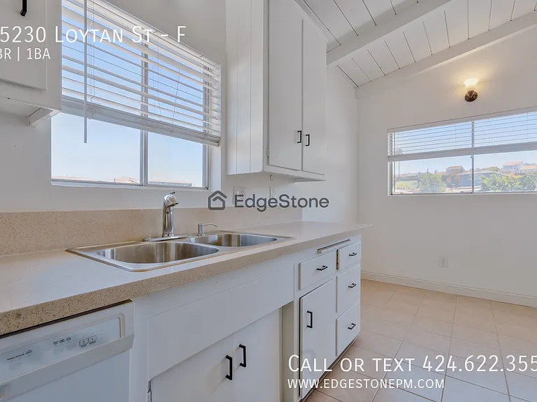 25230 Loytan St #F — Photo 21