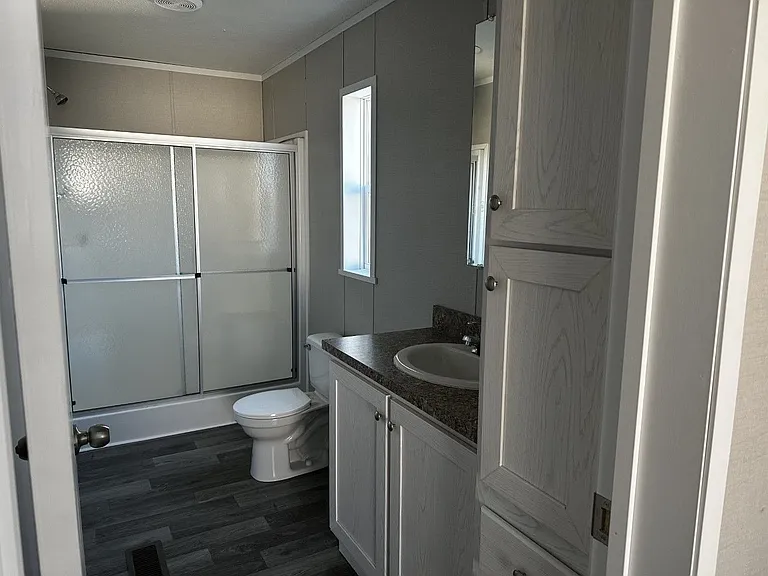 North Glen Village — Photo 20