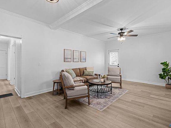 5th image of 482 Mount Zion Rd