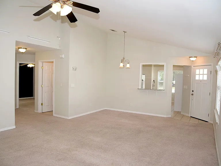 114 Quince Ave — Photo 19