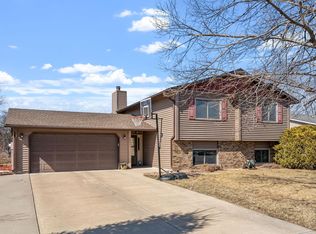 9641 Upton Ave N, Brooklyn Park, MN 55444