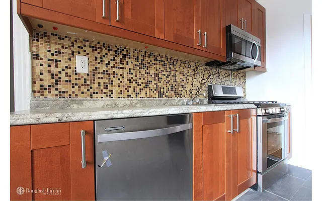 Rented by Douglas Elliman | media 21