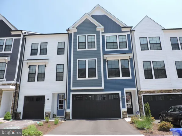 25430 Hartland Orchard Ter, Chantilly, VA 20152