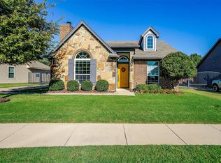224 Tinker Trl, Burleson, TX 76028