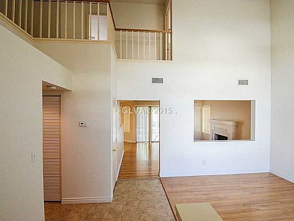 4th image of 1755 Walingwood Dr