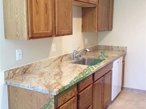 5th image of 1006 Leigh Ave APT B