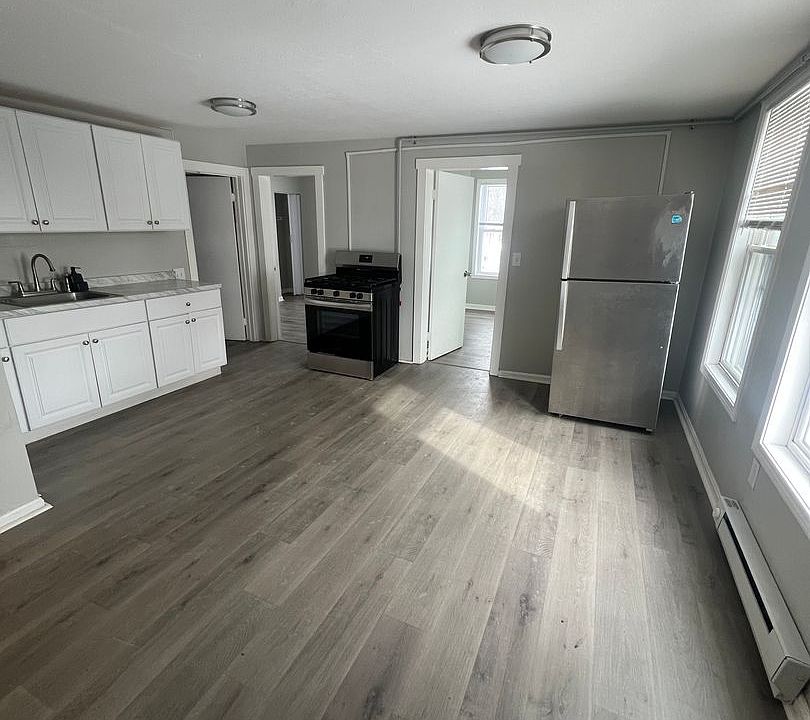 1st image of 26-32 Amory St #B