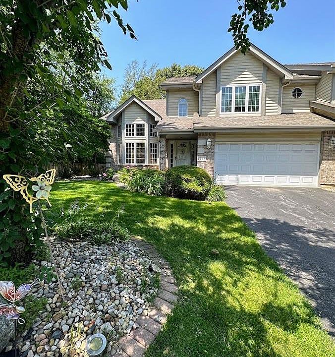 1st image of 1445 Carriage Oaks Ct