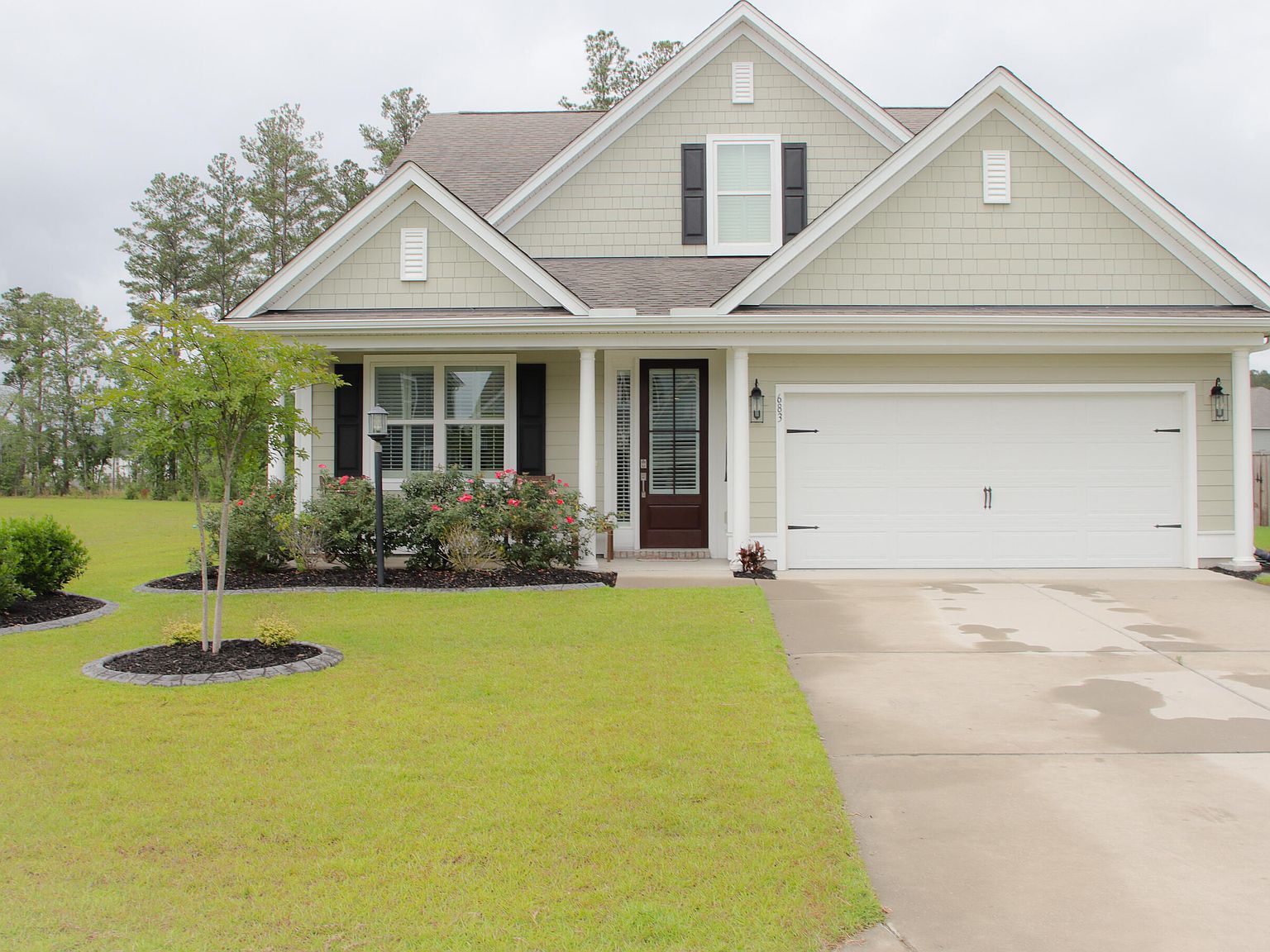 683 Yellow Leaf Ln, Summerville, SC 29486 | MLS #25014954 | Zillow