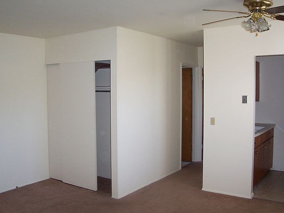 2nd image of 880 Lafayette Ave APT 9