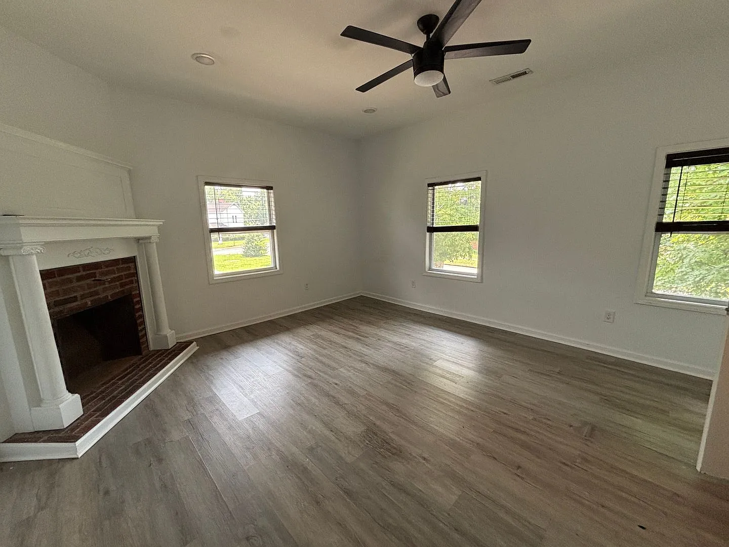 207 S Porter — Photo 2