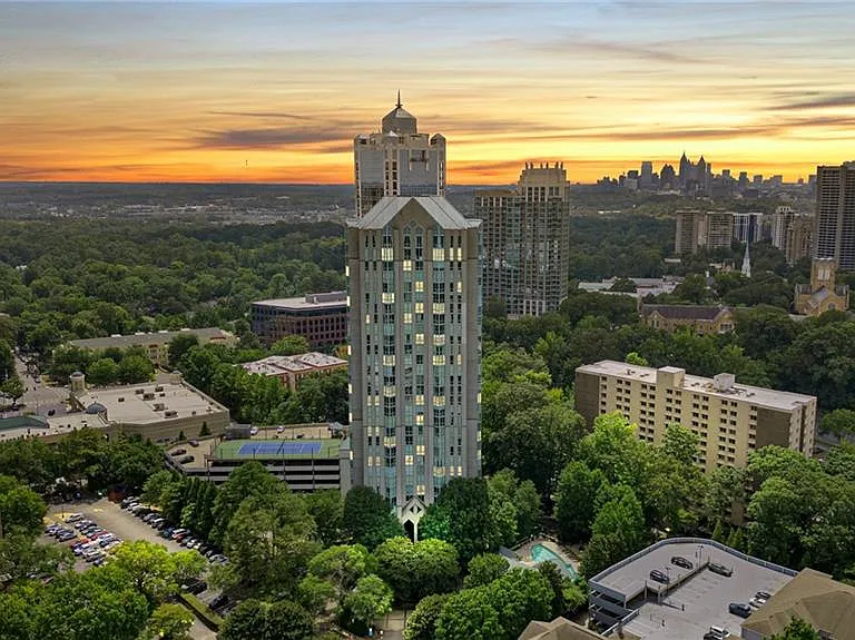 2870 Pharr Court South NW #NW-2602-2602 — Photo 34