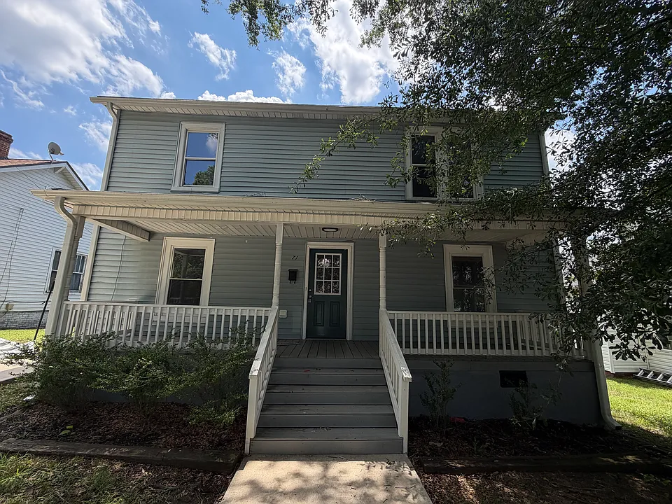 71 Valley St NW