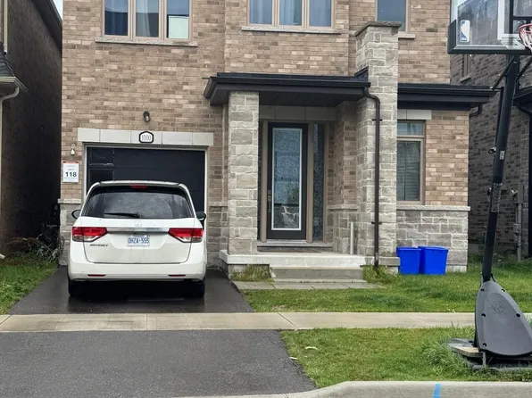1000 Andrew Murdoch St, Oshawa, ON L1L 0S2