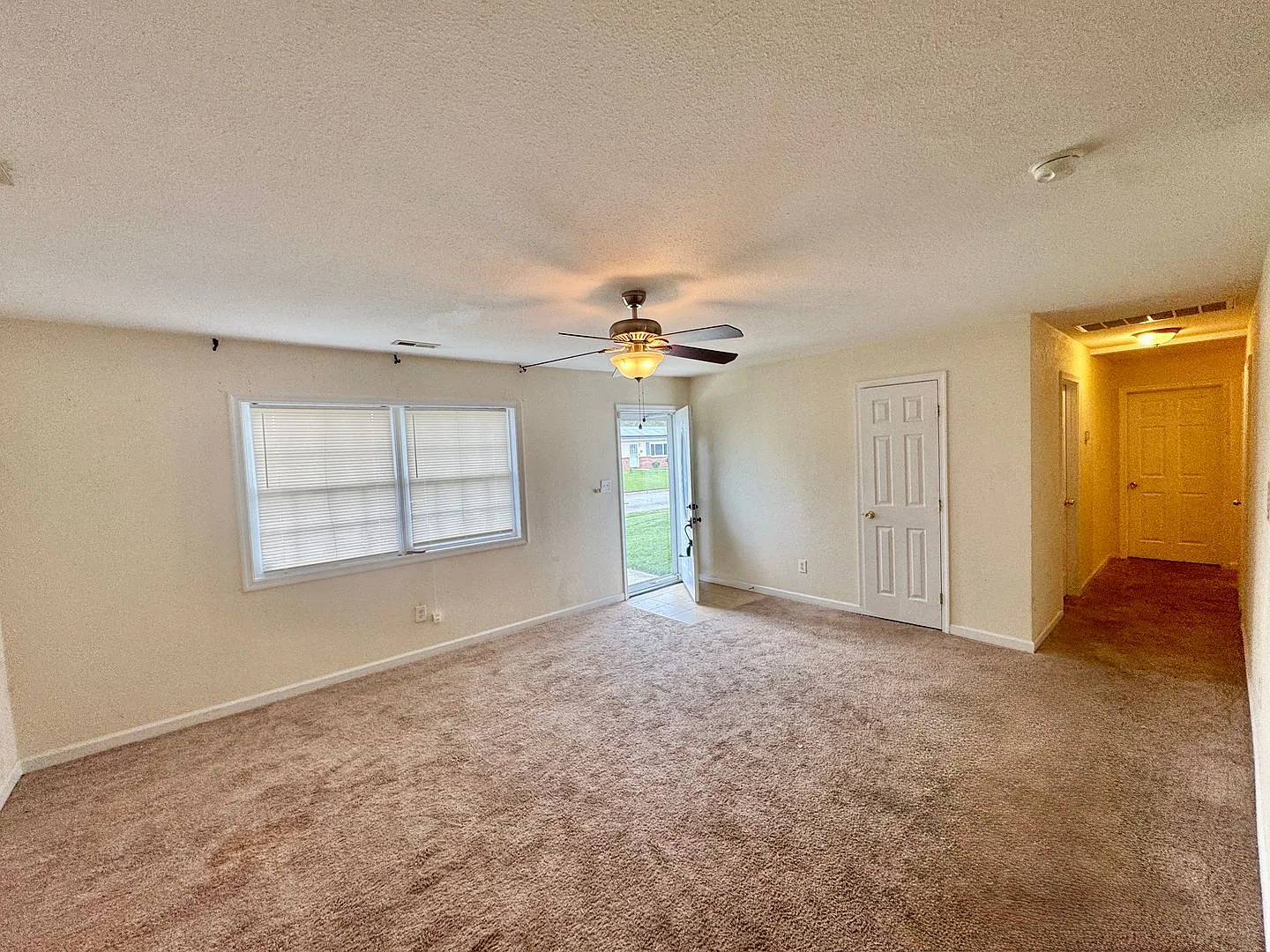 3-Bedroom Ranch Home — Photo 2