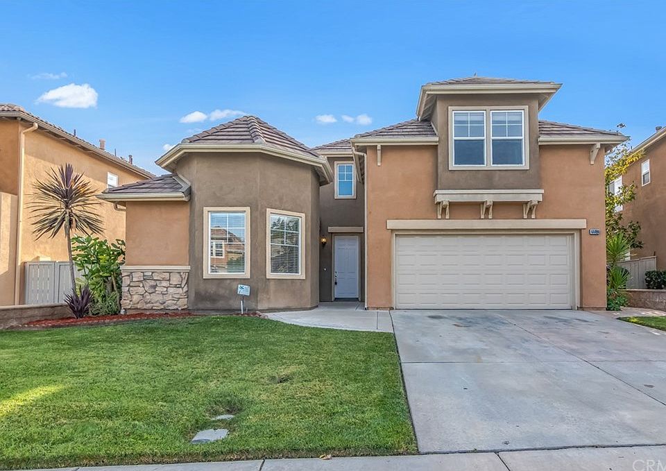 1st image of 44496 Kingston Dr